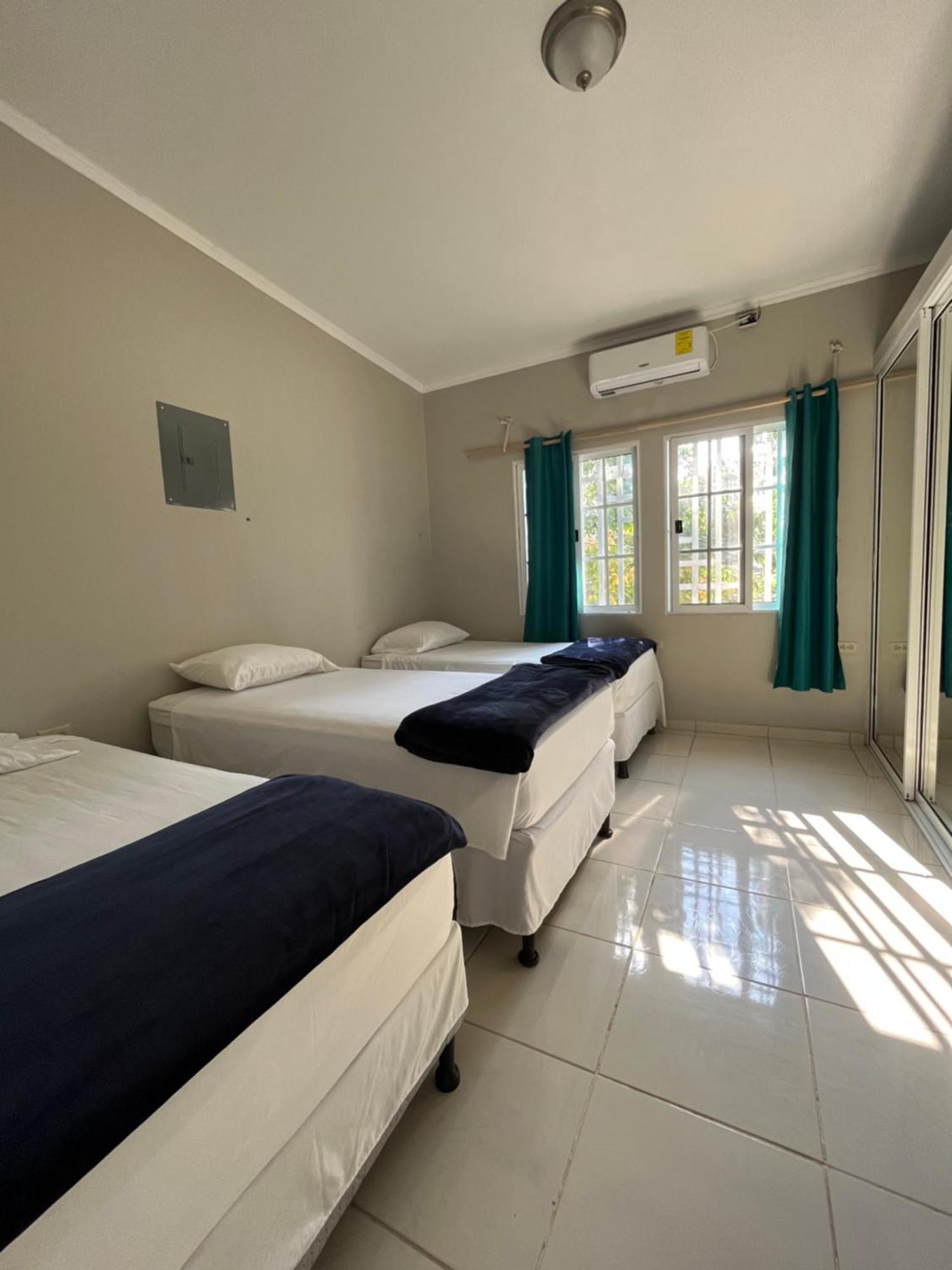 Mangohosting Hotell Comayagua Eksteriør bilde