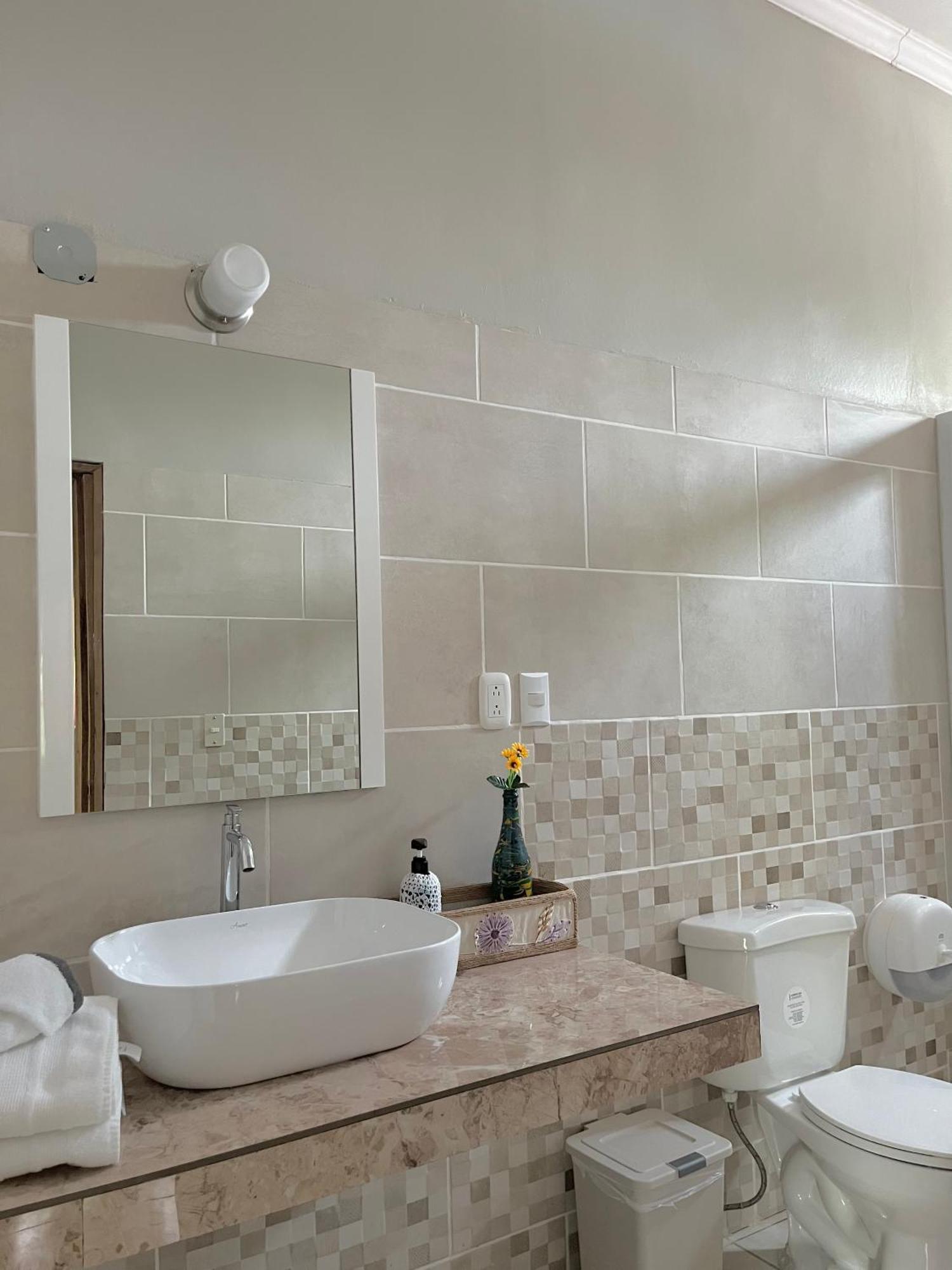 Mangohosting Hotell Comayagua Eksteriør bilde
