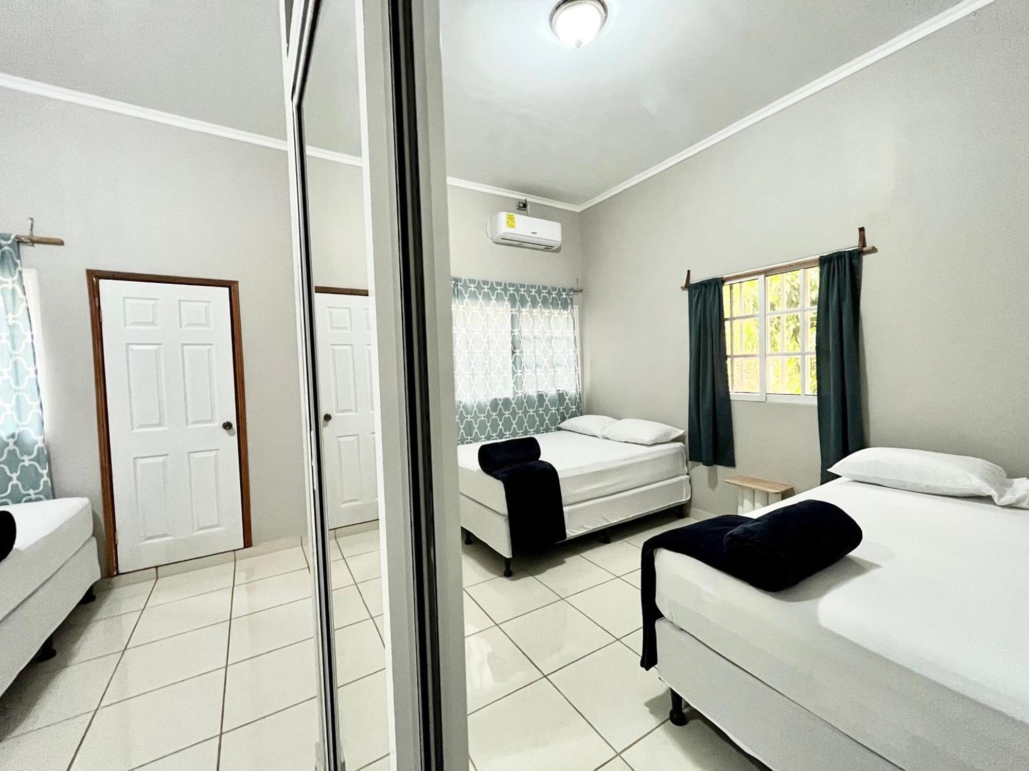 Mangohosting Hotell Comayagua Eksteriør bilde