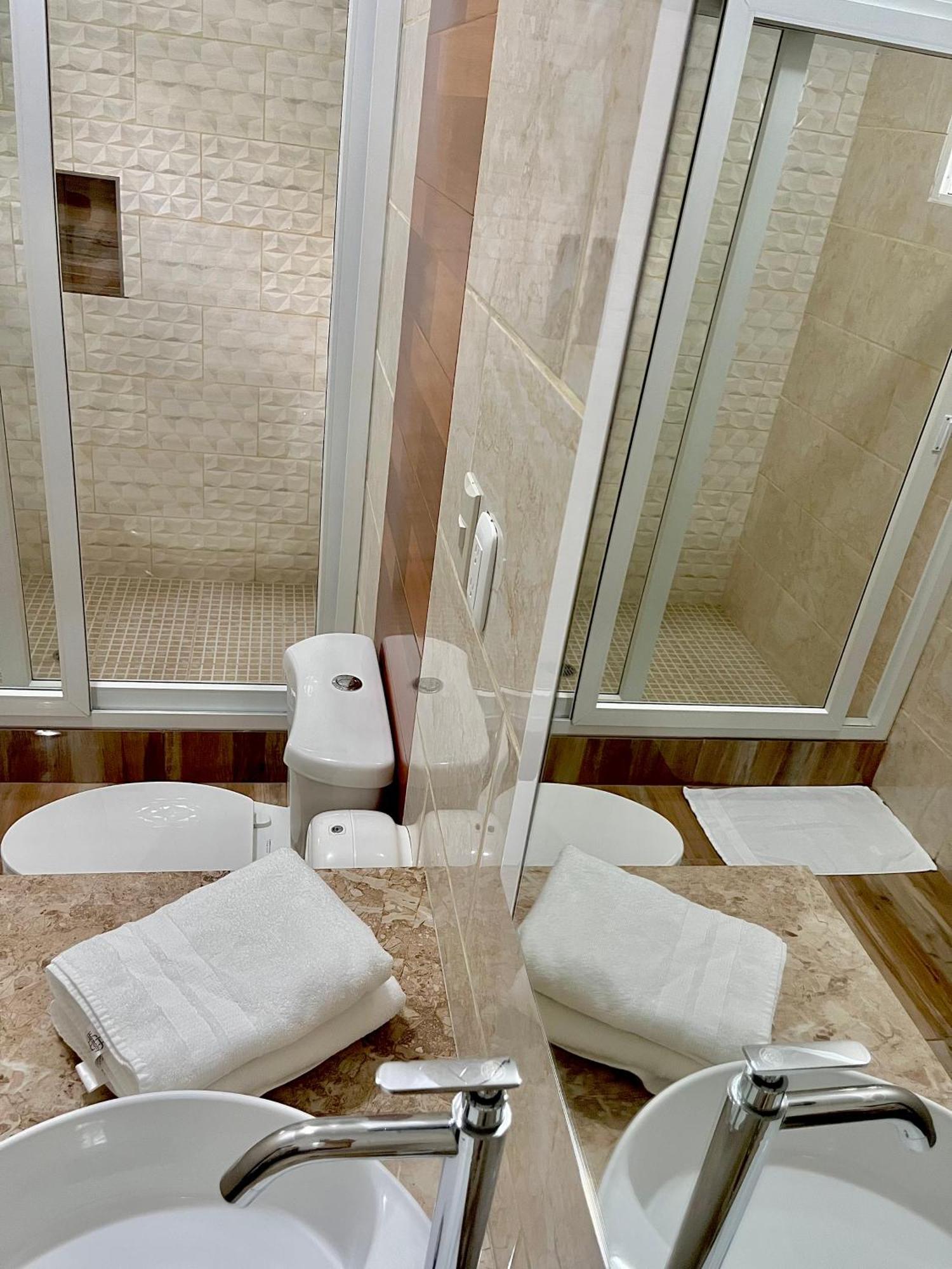 Mangohosting Hotell Comayagua Eksteriør bilde